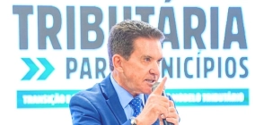 Operação da PF mira conselheiros do TCE-MT; Sérgio Ricardo é preso