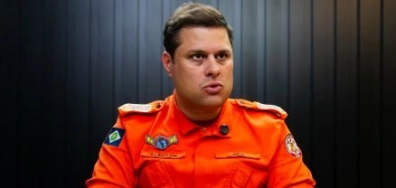 Bombeiros expulsam tenente condenada por receber propina
