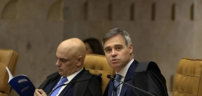 Mendonça cita Moraes nove vezes em decisão para afastar diretor da PF