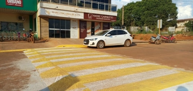 Prefeitura de Peixoto de Azevedo inicia instalação de faixas elevadas nas paralelas da MT-322 no Distrito de União do Norte