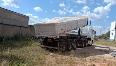 Prefeitura de Peixoto garante 1.752 toneladas de calcário para fortalecer a agricultura familiar e aumentar a produtividade no campo